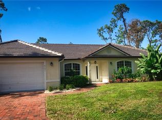 6191 Waxmyrtle Way, Naples, FL 34109