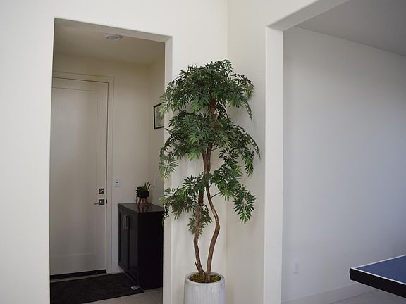 4th image of 6746 Paseo Ct