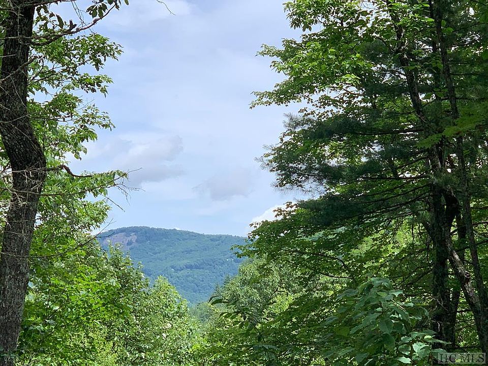 1st image of 49 Rocky Top Dr
