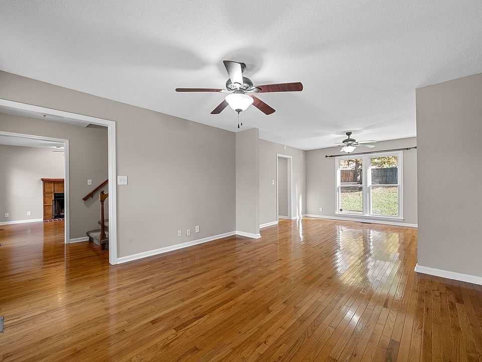 1st image of 1119 Stonebrook Dr