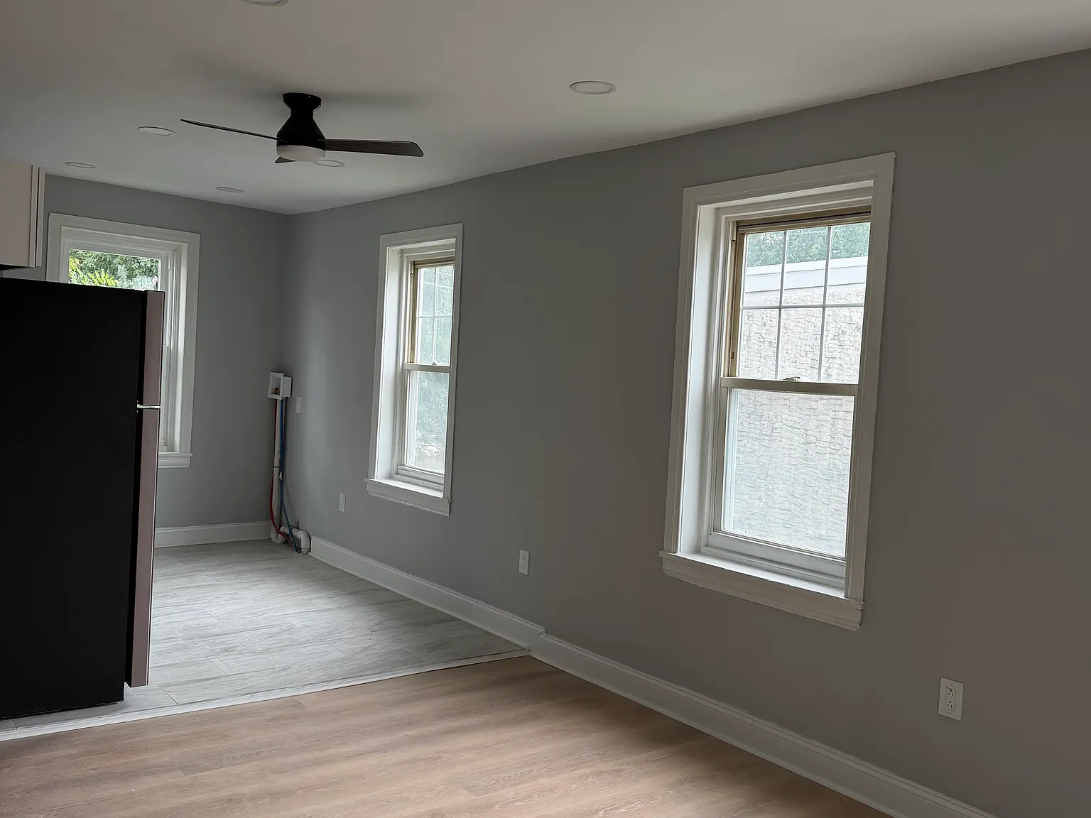 1 bed, 700 sqft, $1,200 — Photo 2