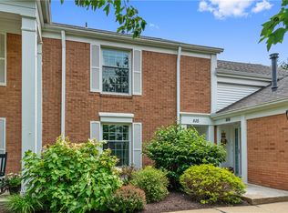 1818 Foxcroft Ln APT 805, Allison Park, PA 15101