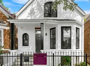 3418 W Carroll Ave, Chicago, IL 60624