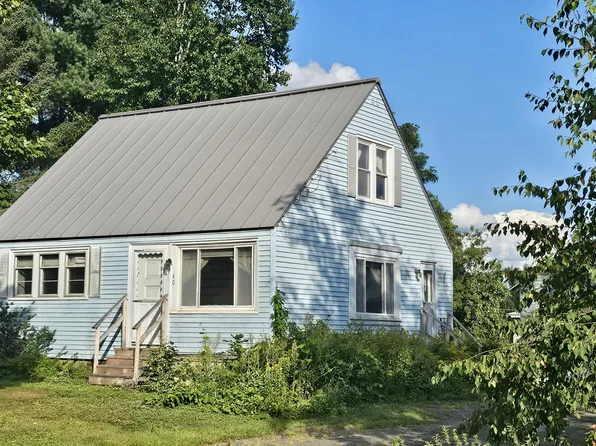 40 Shores Road, Waterville, ME 04901