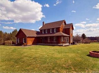 935 Clearfield Rd, Nazareth, PA 18064