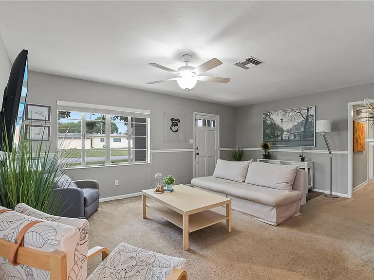 1653 Peruvian Ln — Photo 14