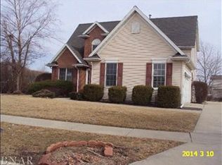 1412 Henry St, Normal, IL 61761