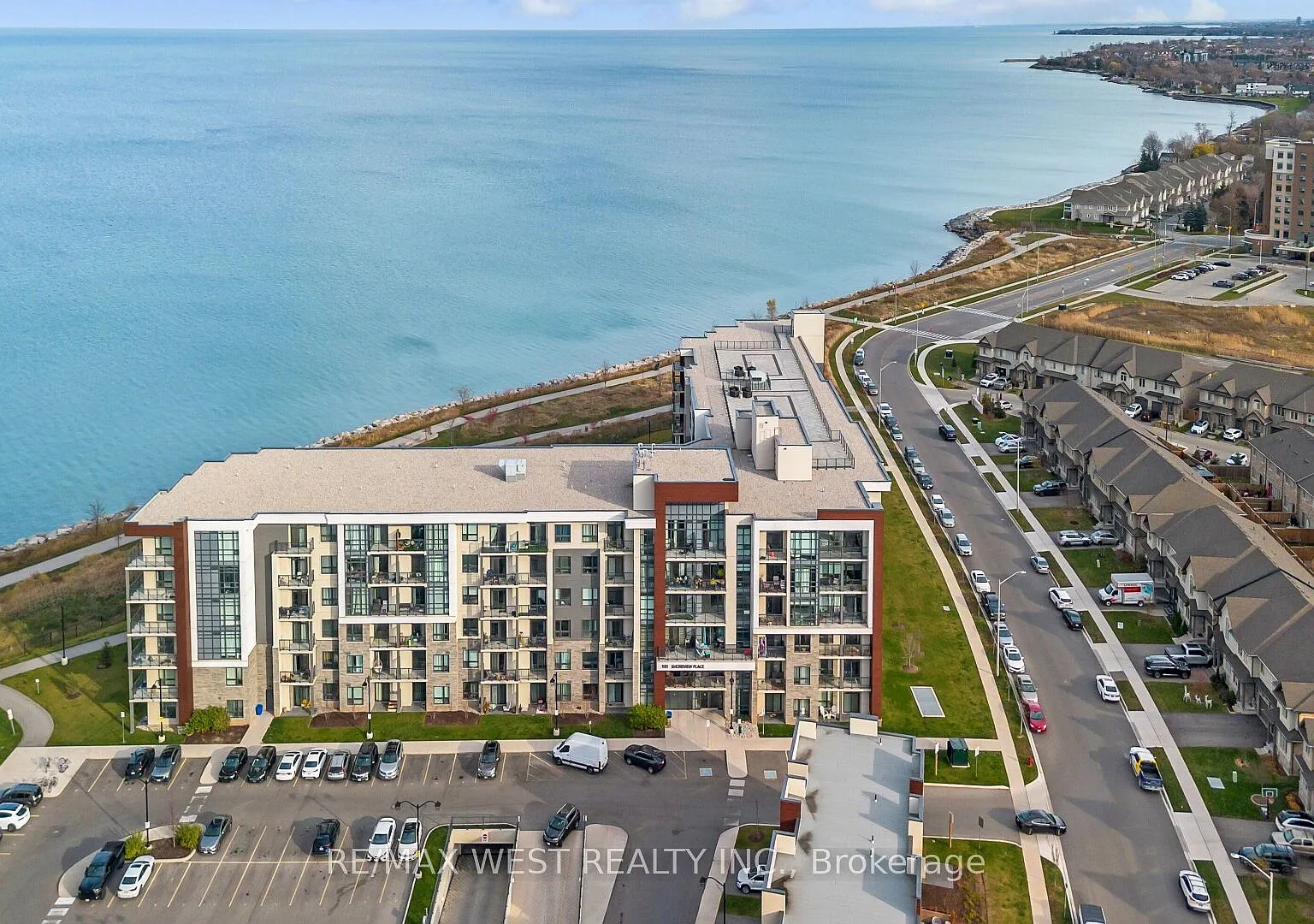 2 bed, $2,650 — Photo 1