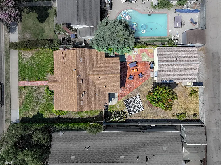 2307 W Verdugo Ave — Photo 14