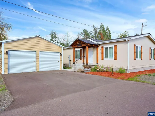 319 Charlotte St NE, Albany, OR 97322