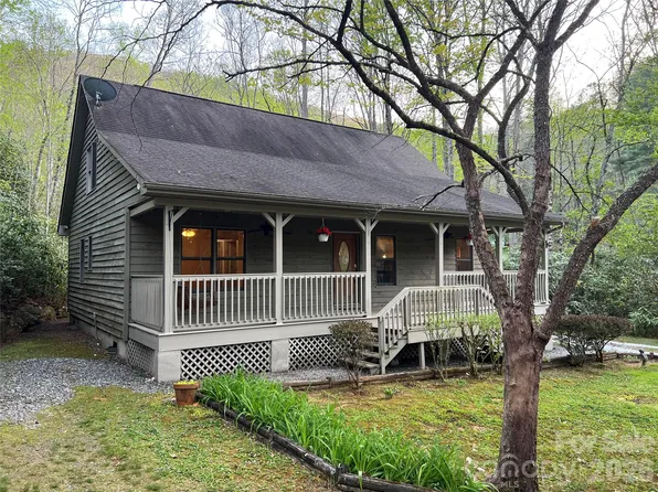 106 Cabin Creek Rd, Sylva, NC 28779