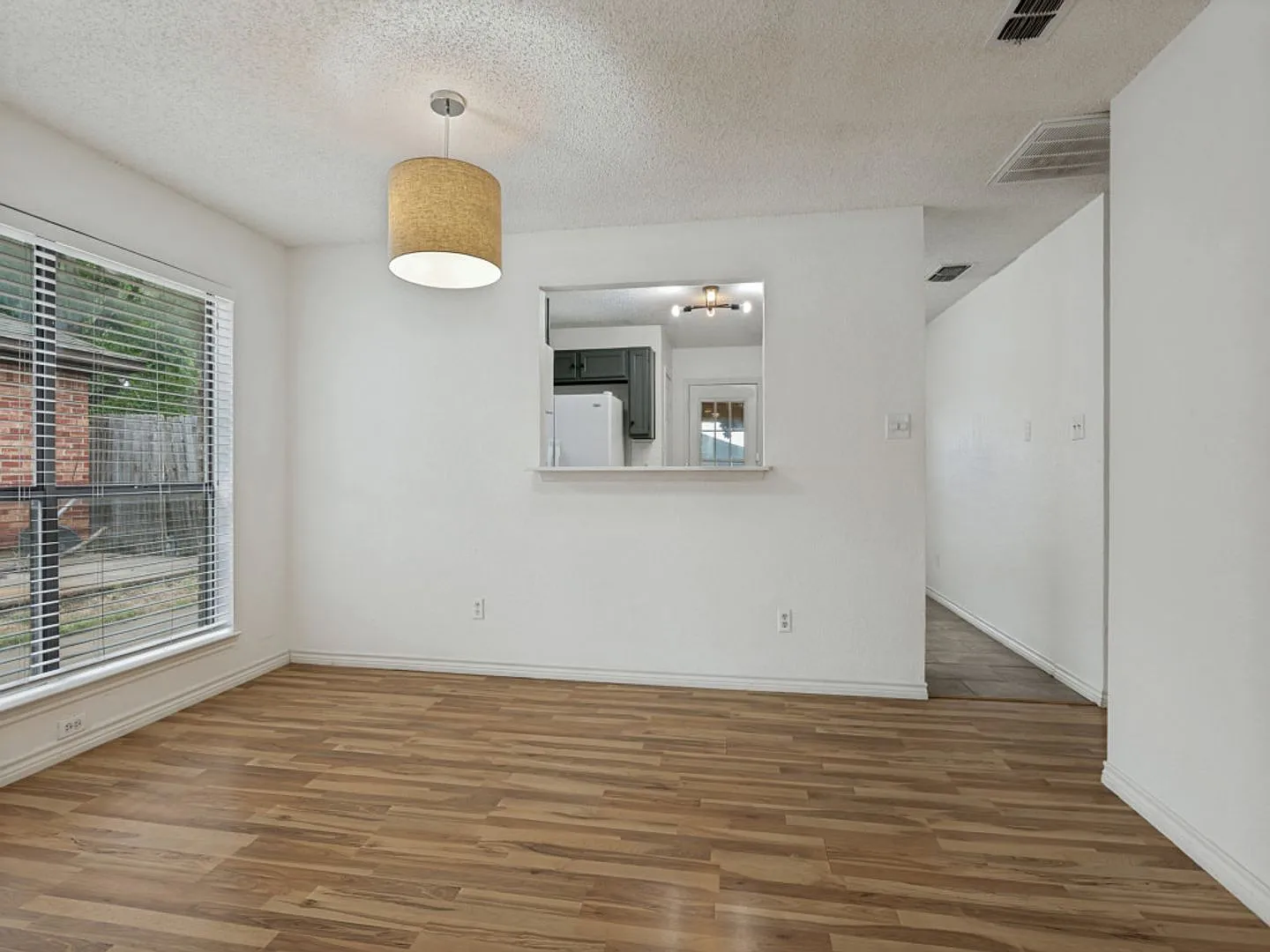 3006 Post Oak Drive — Photo 4