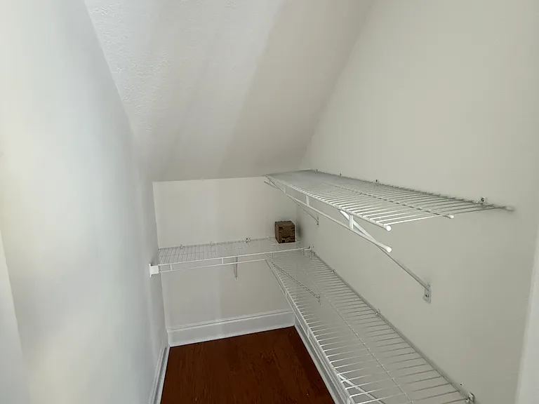 139 Kingscreek Dr — Photo 12