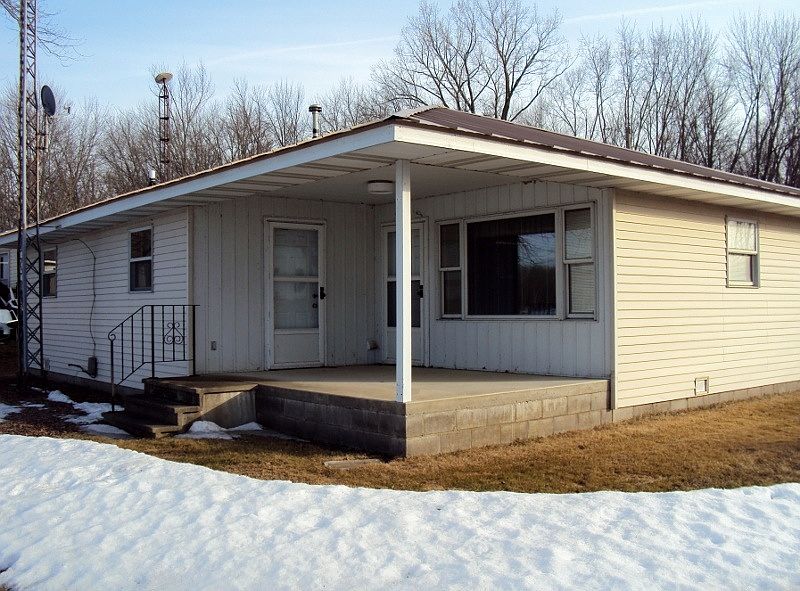 1st image of 66 W Waldron Lake Dr