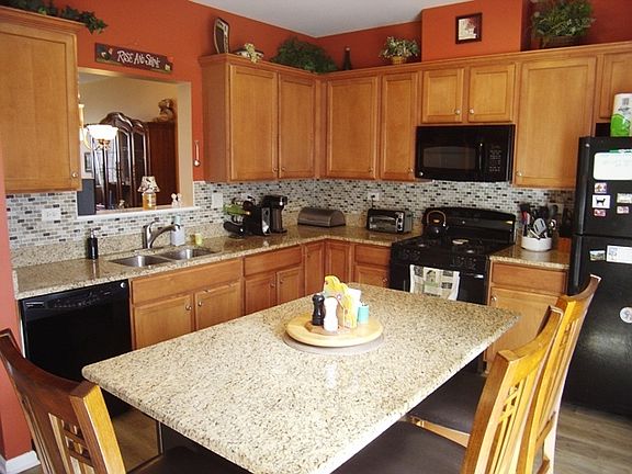 3rd image of 7506C Claridge Dr #C