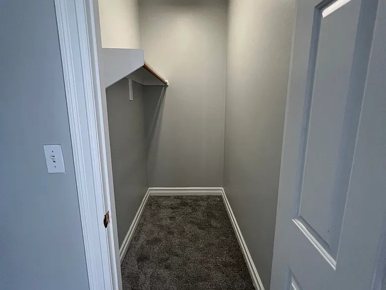 680 W Ferry St #4 — Photo 16