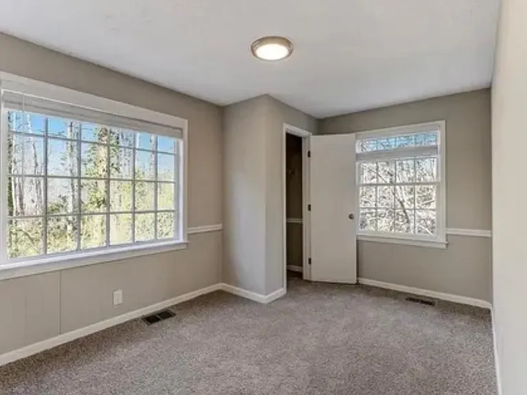 5250 Phoenix St — Photo 5