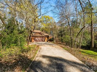 10 Thornwood Ct, Clover, SC 29710