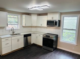 11 Forest St #1, Gloucester, MA 01930