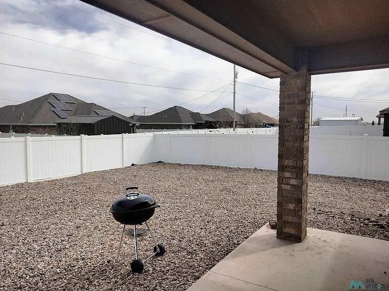 2115 Roadrunner Dr — Photo 29