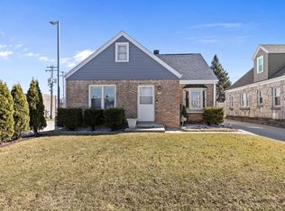 3130 S 60th St, Milwaukee, WI 53219