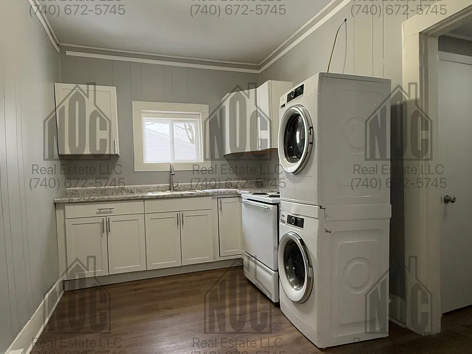 612-614 Roosevelt Ave #612