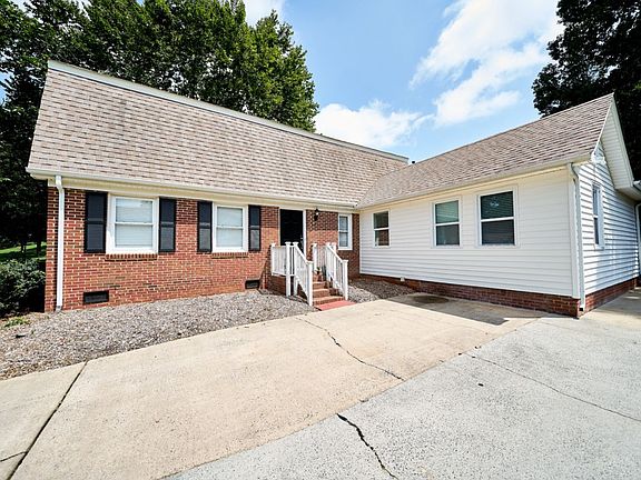 2nd image of 6301 Welford Rd