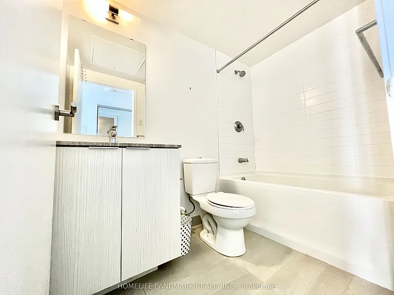 11 Wellesley St W #3410 — Photo 9