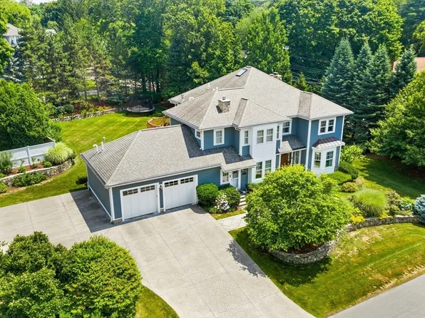 31 Winthrop Rd, Lexington, MA 02421