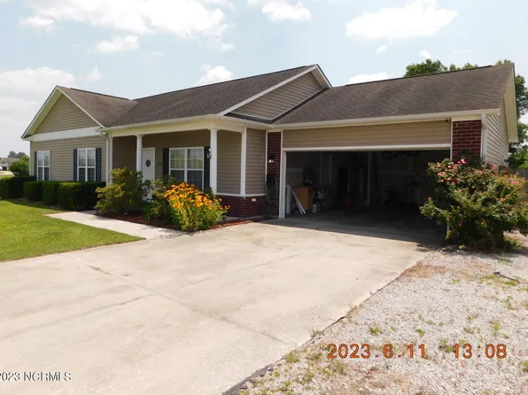 108 Hardin Drive, Maysville, NC 28555