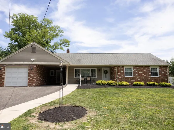 1 Whitman Ave, Cherry Hill, NJ 08002