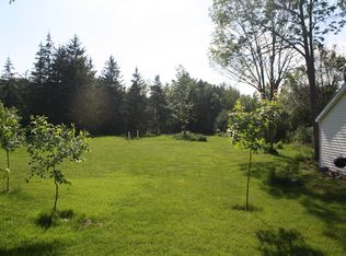 1860 Bowen Rd, Elma, NY 14059