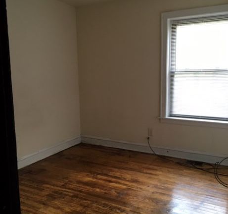4th image of 6455 S Richmond St