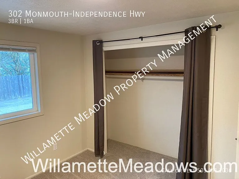 302 Monmouth Independence Hwy — Photo 15