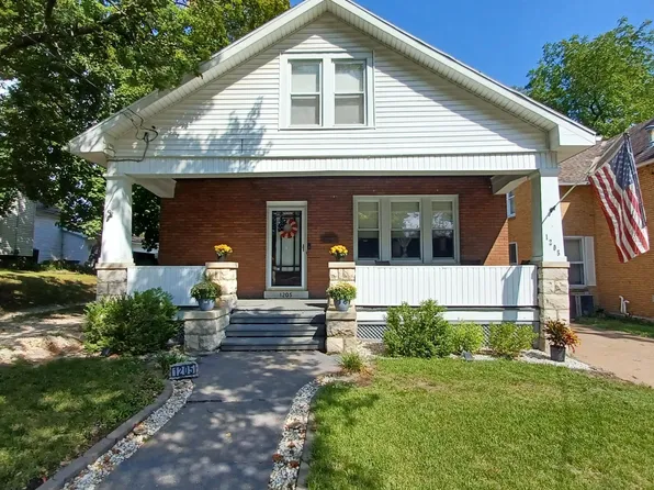 1205 S 12th St, Quincy, IL 62301