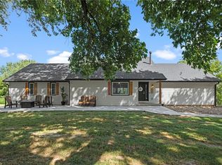 131 Rock Creek Loop, Lansing, KS 66043