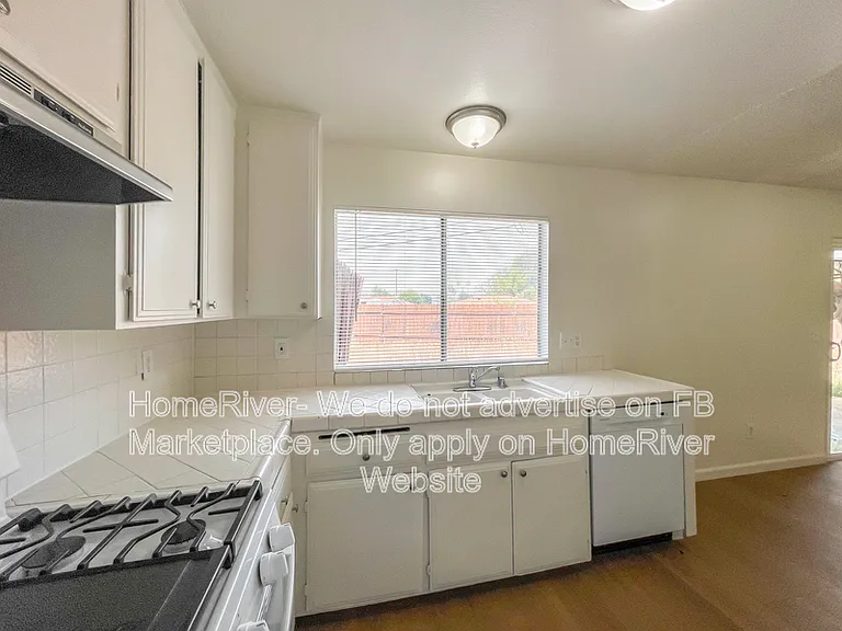 8244 Carnation Ct — Photo 10