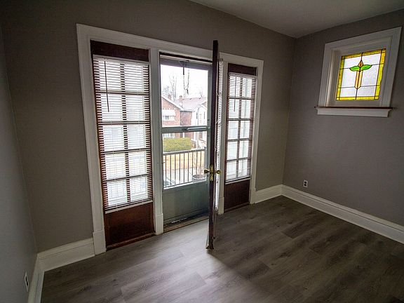 3rd image of 4948 Mardel Ave APT 2E