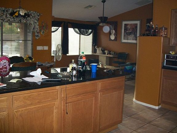 3rd image of 6108 N Almanza Ln