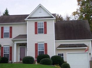 113 Sweetbriar Ct, Mount Holly, NC 28120