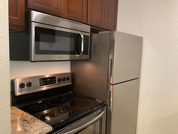 3rd image of 5146 Shelter Creek Ln
