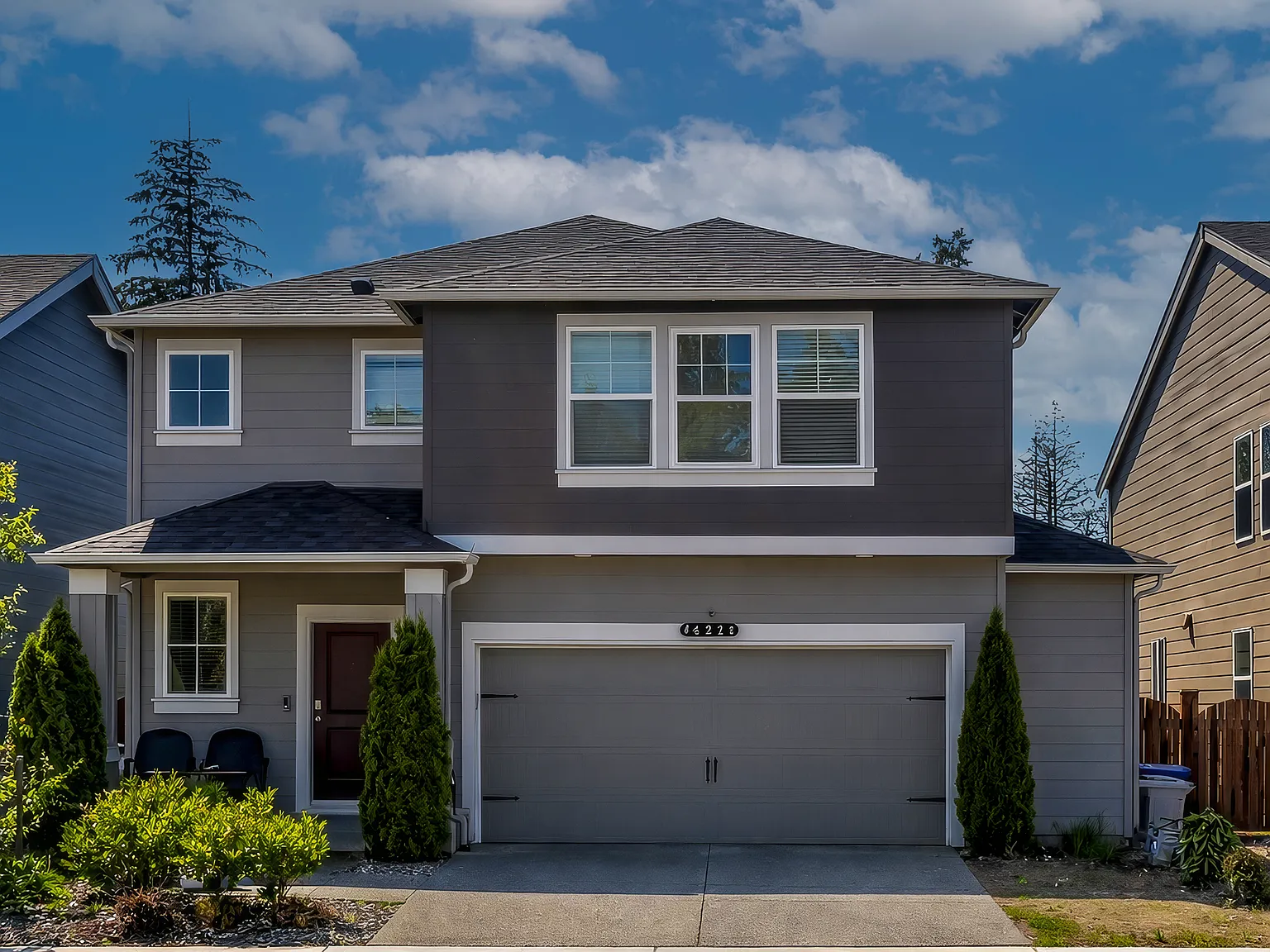 6 bed, 3080 sqft, $5,200 — Photo 1