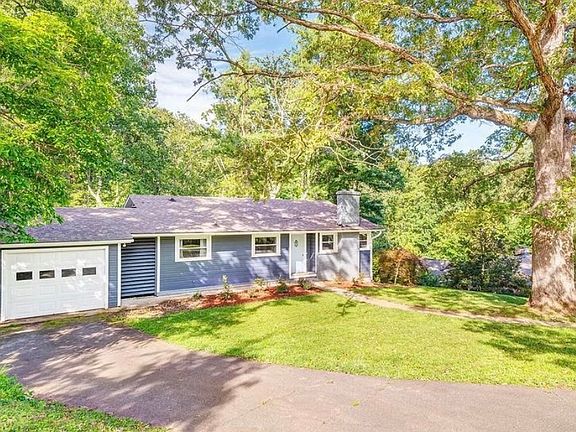 2nd image of 15 Valle Vista Dr