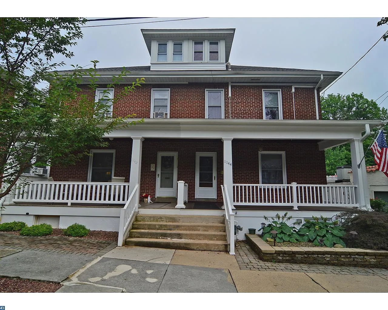 1144 Fairview Ave photo 1