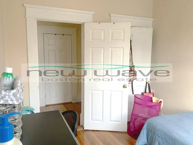 2 bed, 9999 sqft, $3,700 — Photo 3
