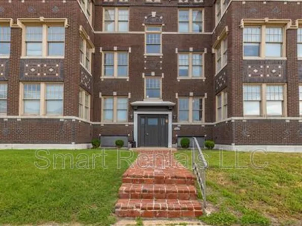 5855 Washington Blvd, Saint Louis, MO