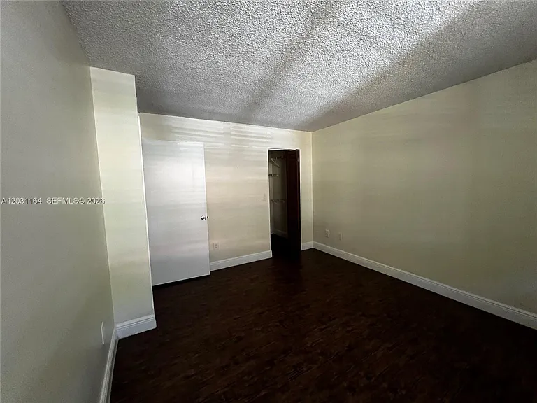 1239 SW 46th Ave #905 — Photo 11