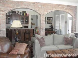 612 Picketts Mill Dr, Shreveport, LA 71115