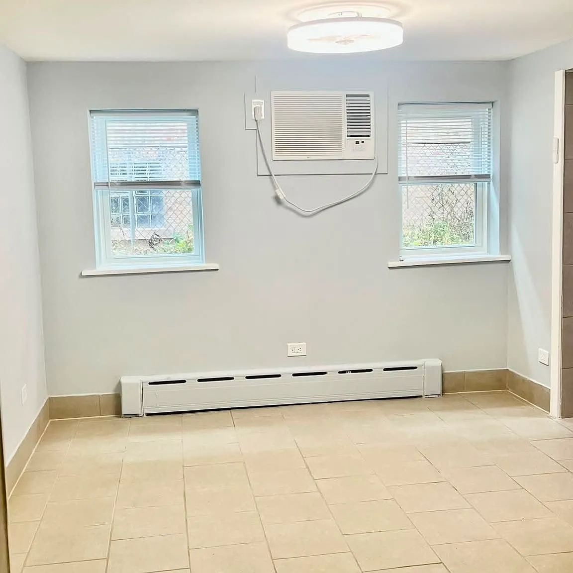 1 bed, 850 sqft, $1,400 — Photo 3