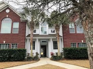 177 Golfview Ln, Summerville, SC 29485